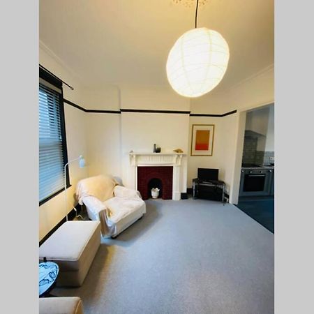 Beautiful First Floor Apartment In St Leonards Exterior foto